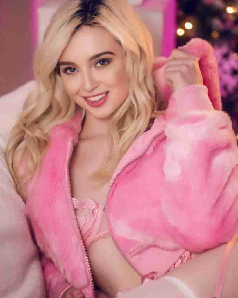 เล็กซี่ ลอร์