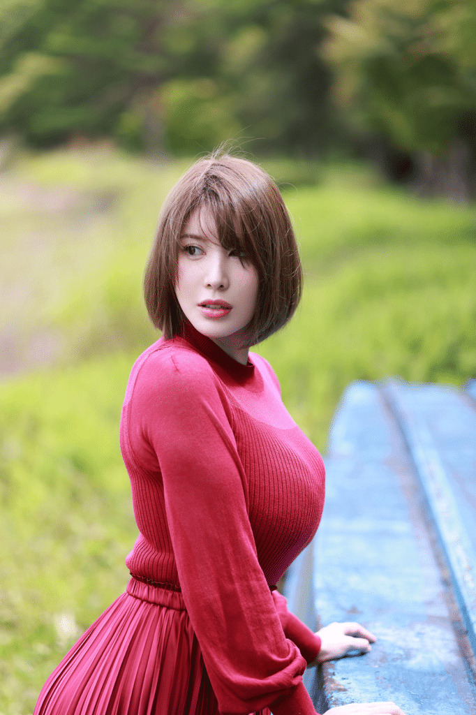 ฮิการุ นางิ