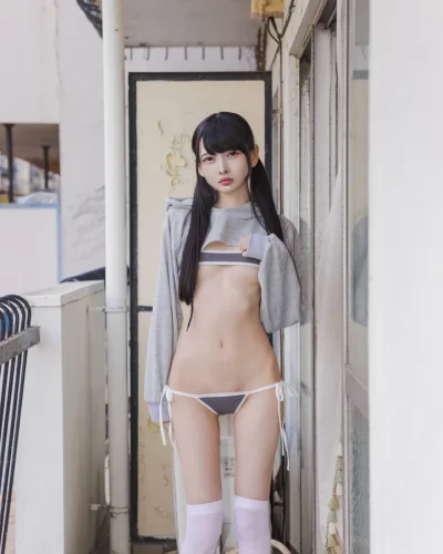 อาโตมิ-ชูริ-25