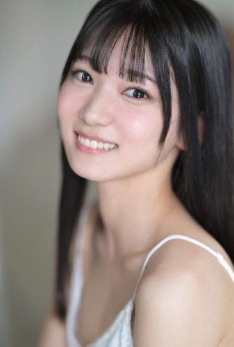 ฮัตสึมิ-นาโนกะ-2