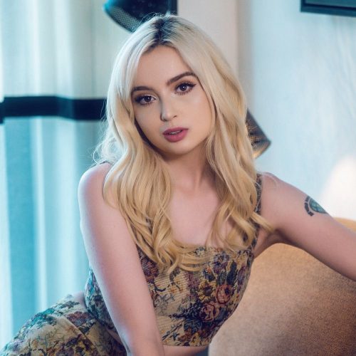 เล็กซี่-ลอร์-32