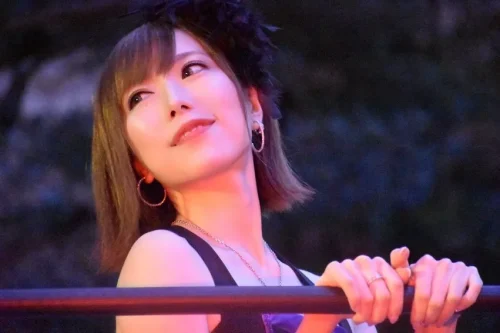 นานามิ-ทีน่า-10