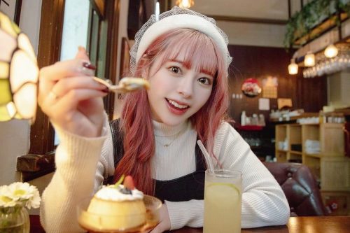 ยูนะ-โอกุระ-2